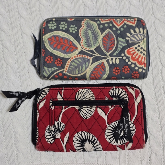 🌴 5/$13 *Loved* Vera Bradley Floral Wallets - Picture 2 of 4